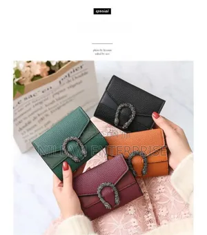 Ladies Short Foldable Wallet*