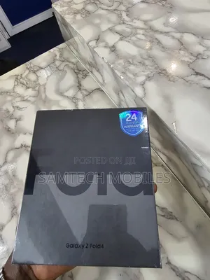 New Samsung Galaxy Z Fold4 512 GB Black