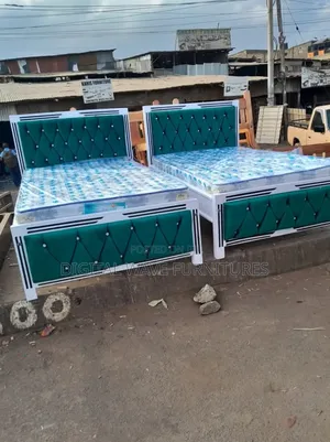 Classic Chester Bed With Mattress