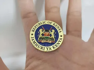 Round Coat of Arms Lapel Pin.