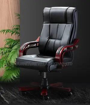 Office Chair:Fixed-Position Luxury Leather Executive Chair