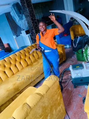 Sparkling Sofaset/Couch Deep Cleaning