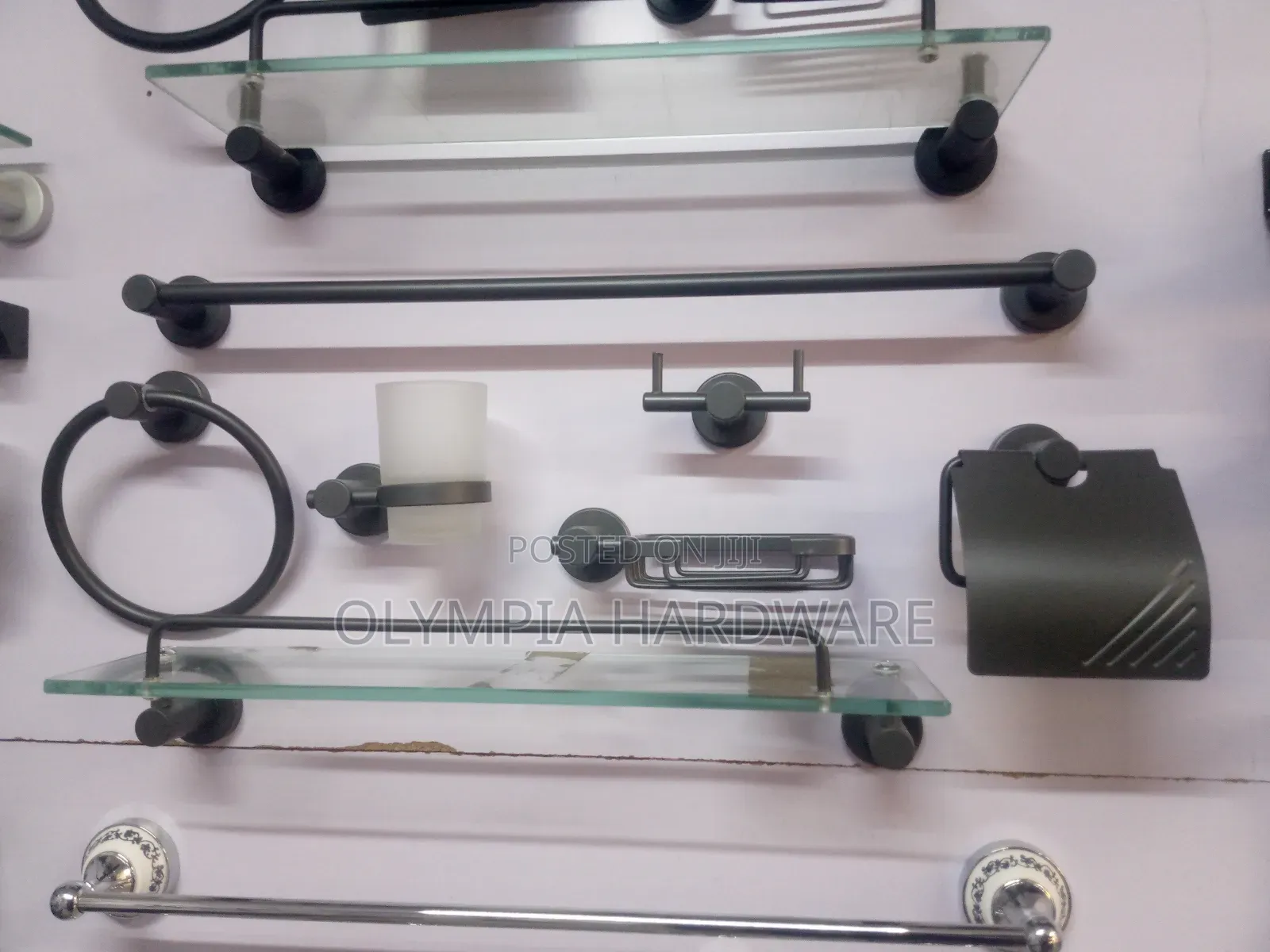 Bathroom Accessories Set