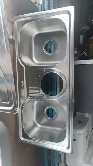 Kitchen Sink With a Waste Bin