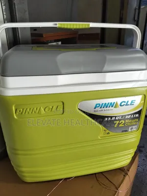 Pinnacle Cooler Box 32 Liters