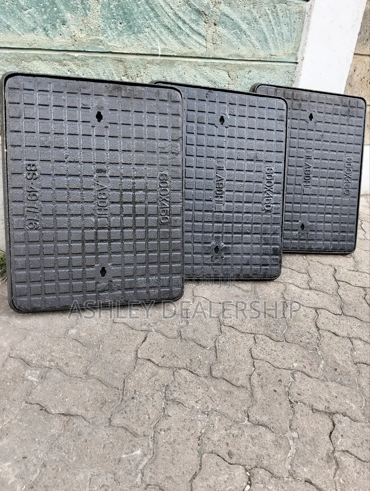 Medium Duty Cast Iron Manhole Cover