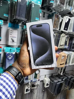 New Apple iPhone 15 Pro 256 GB Black