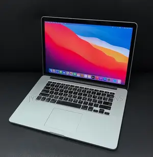 Laptop Apple MacBook Pro 2015 16GB Intel Core I7 SSD 512GB