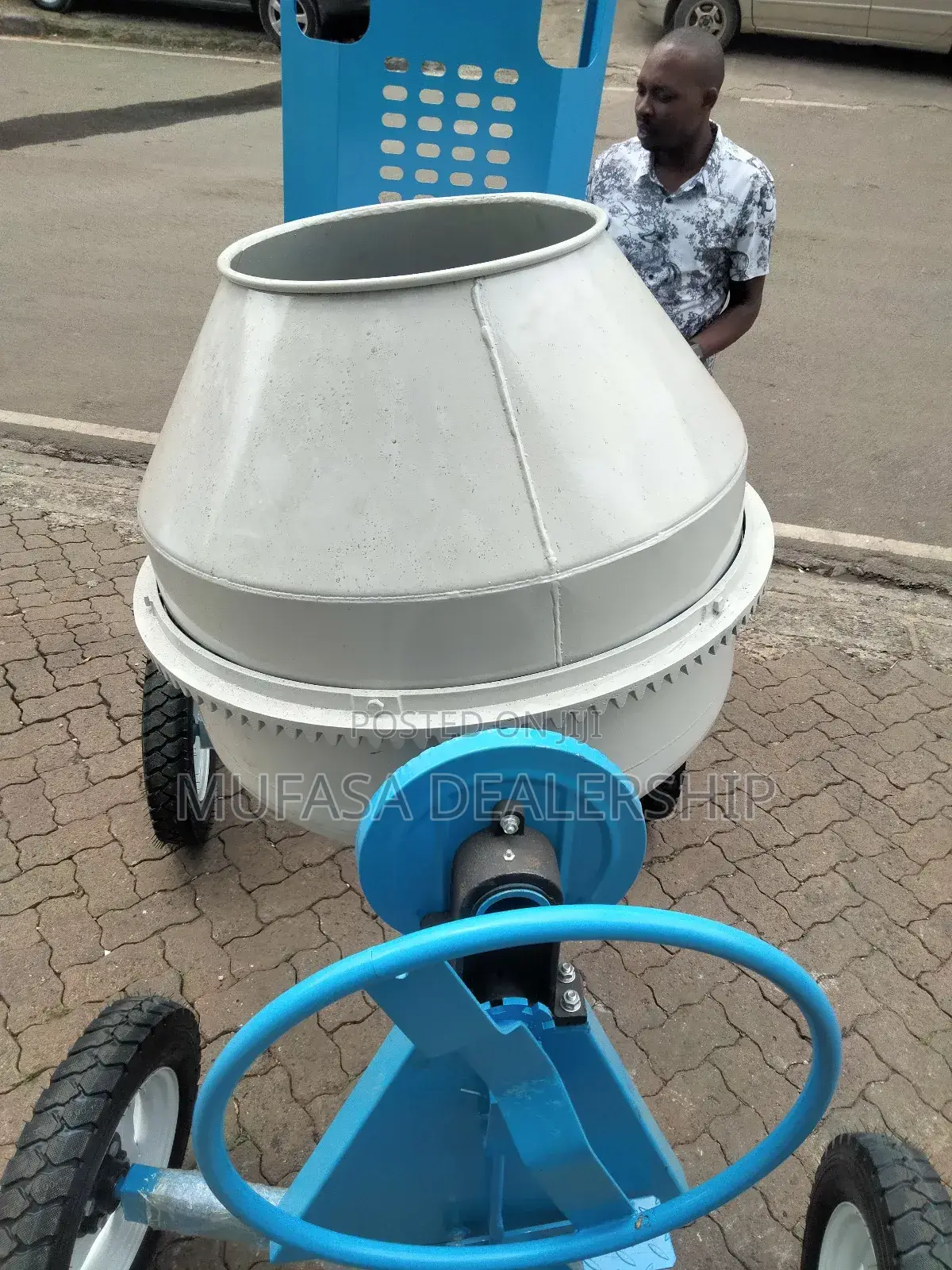Belt-Driven Mixers 400l Aico