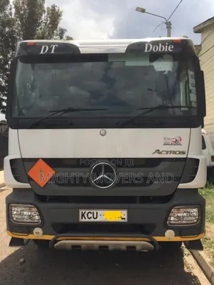 Trailer. At Hand for Transport