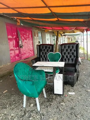 Many Manicure Set Green, Pedicure Set Black Leather 