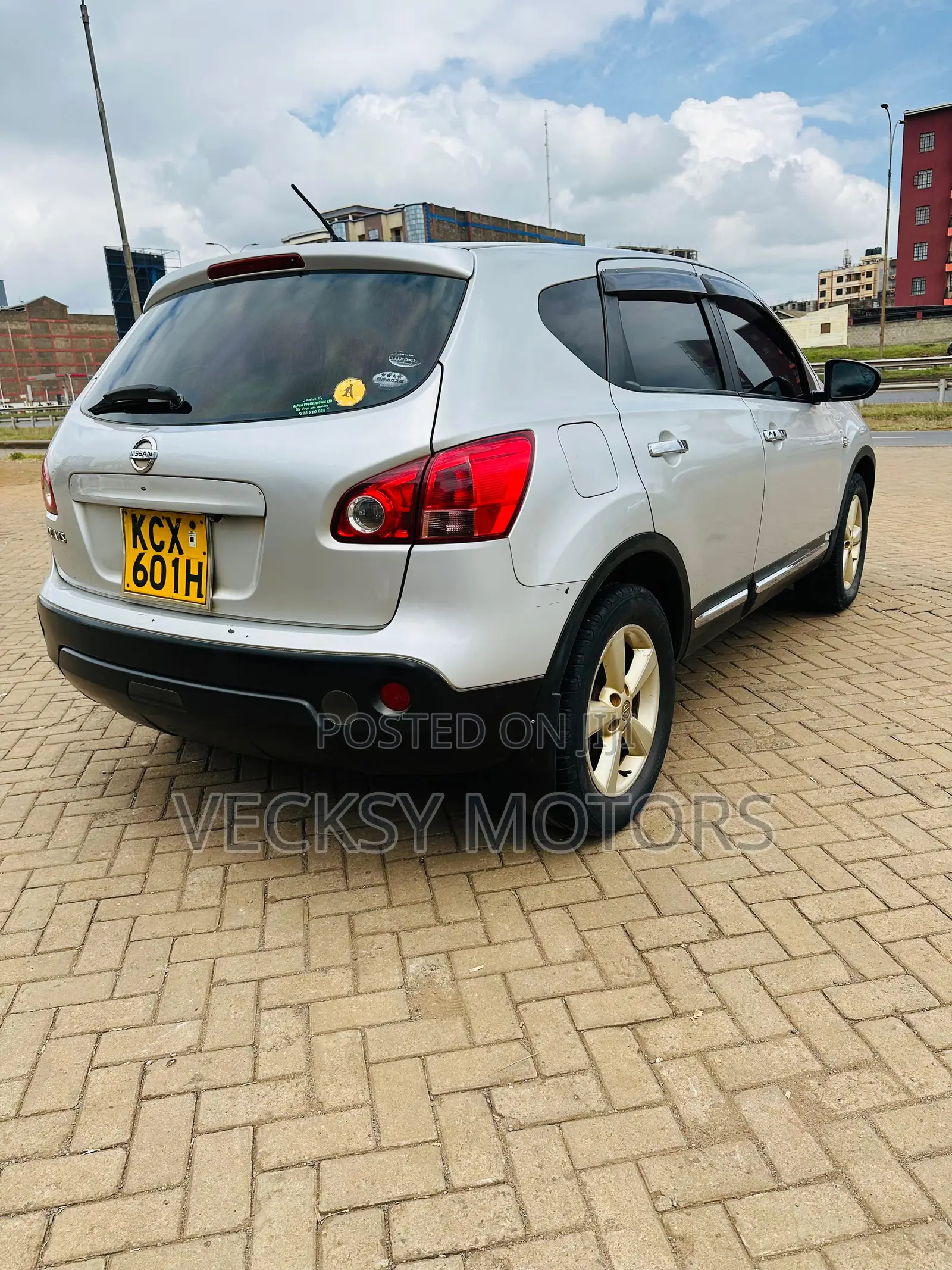 Nissan Dualis 2012 Gray