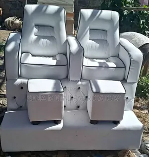 Milky White Pedicure Chair With Pouff