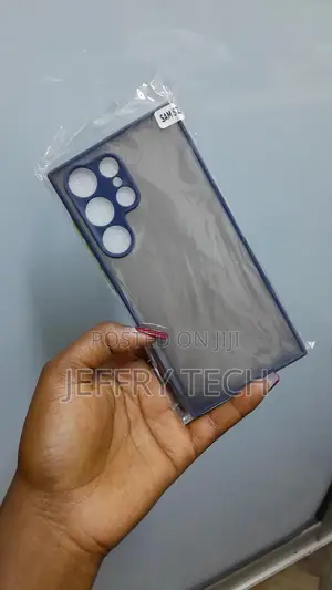 Alukap Transluscent Matte Clear for Samsung Galaxy S22 Ultra