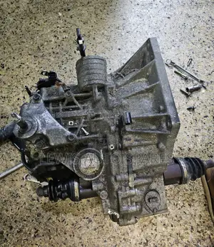 Hr16 Nissan Vannette Gearbox