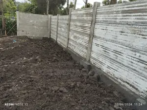 Precast Perimeter Fence Construction