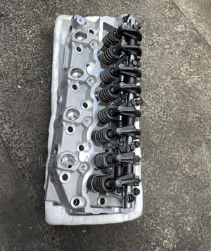 4d56 Cylinder Head Complete