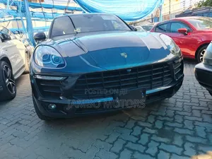 Porsche Macan Base 2019 Gray