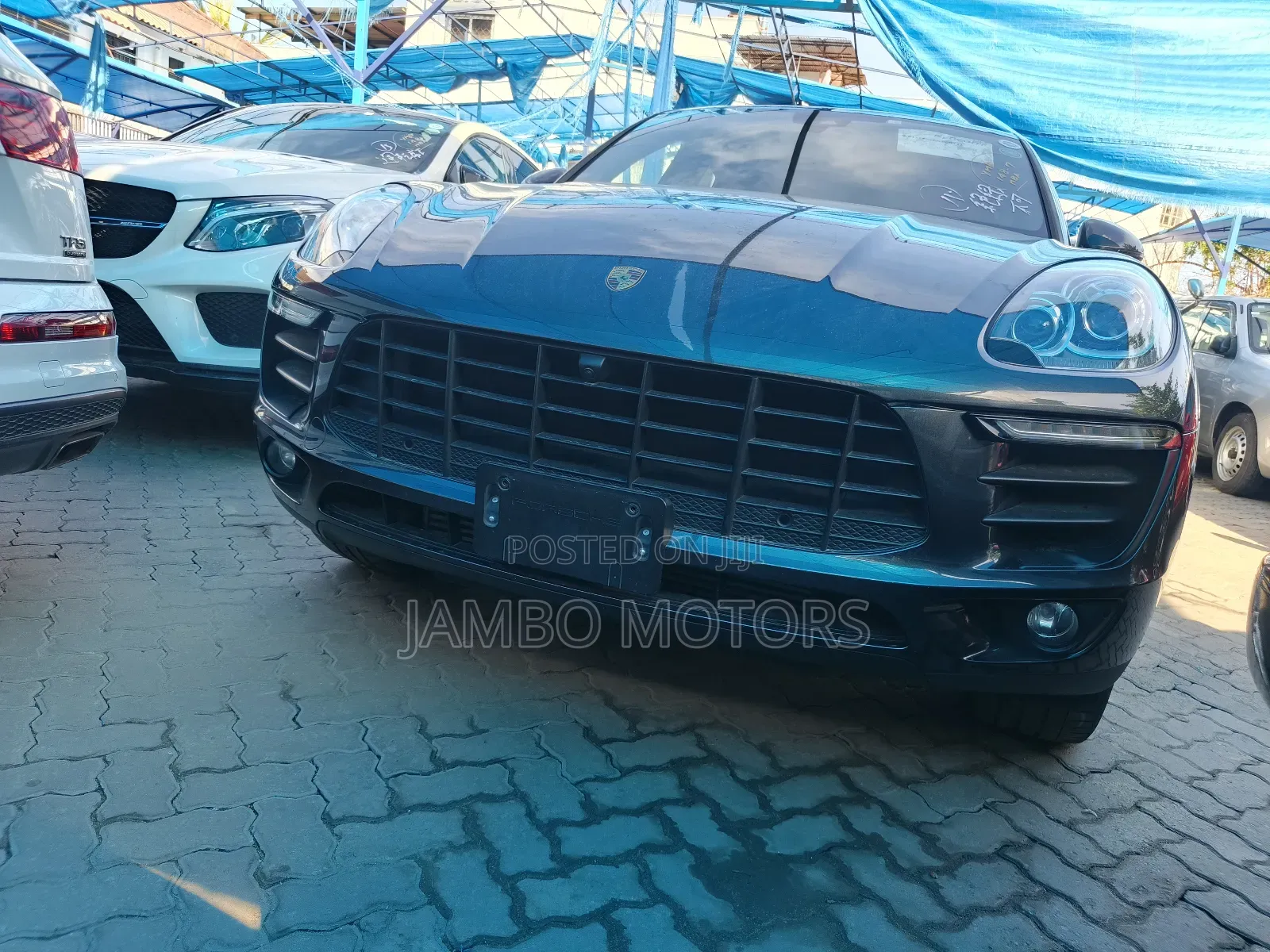 Porsche Macan Base 2019 Gray