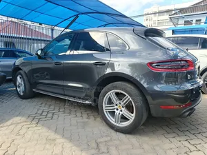 Porsche Macan Base 2019 Gray
