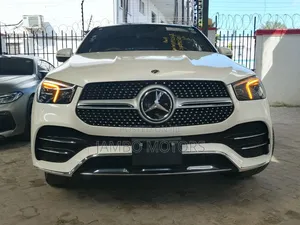 Mercedes-Benz GLE-Class GLE 400d 4MATIC 2021 White