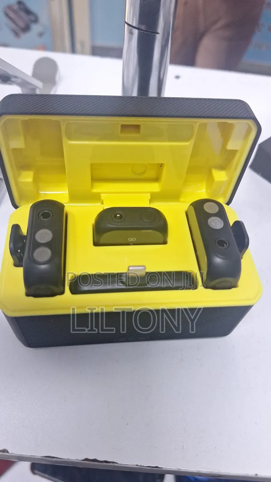 Wireless iPhone /Type C Microphone With