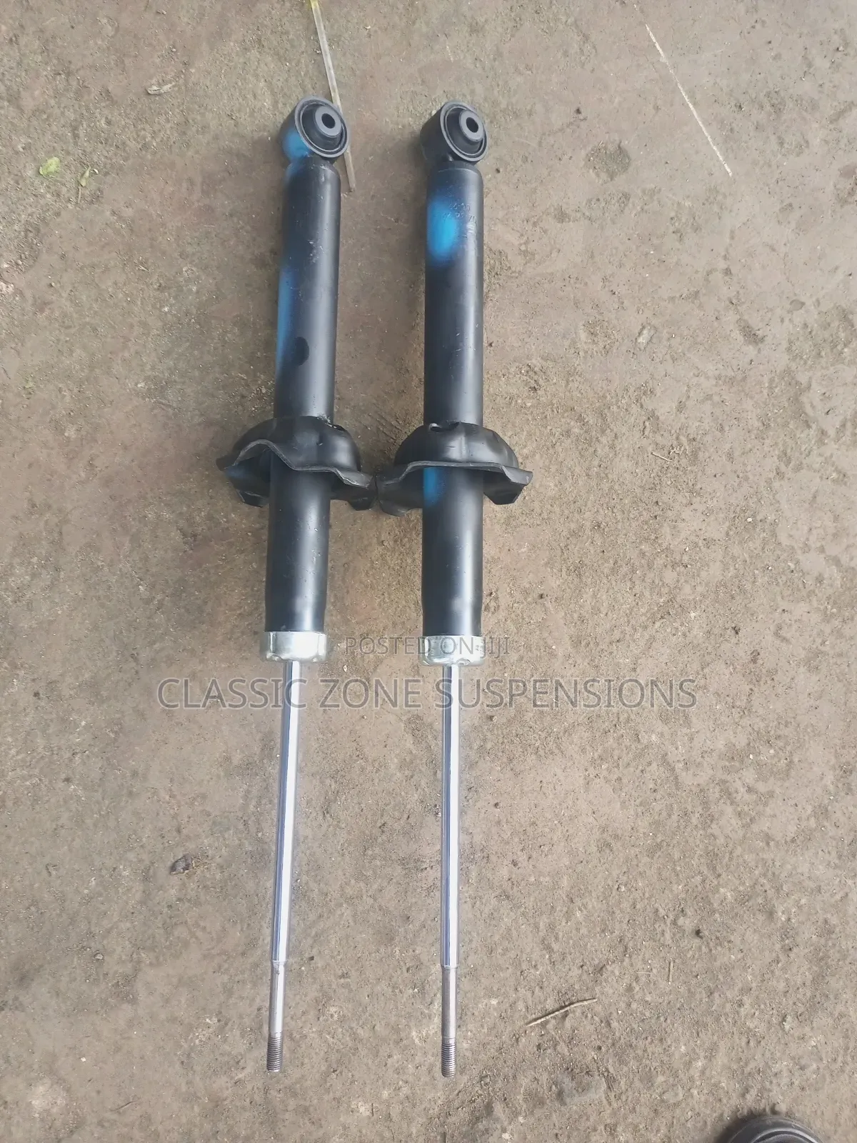 Honda Cr-v Rd1 Back Shocks.