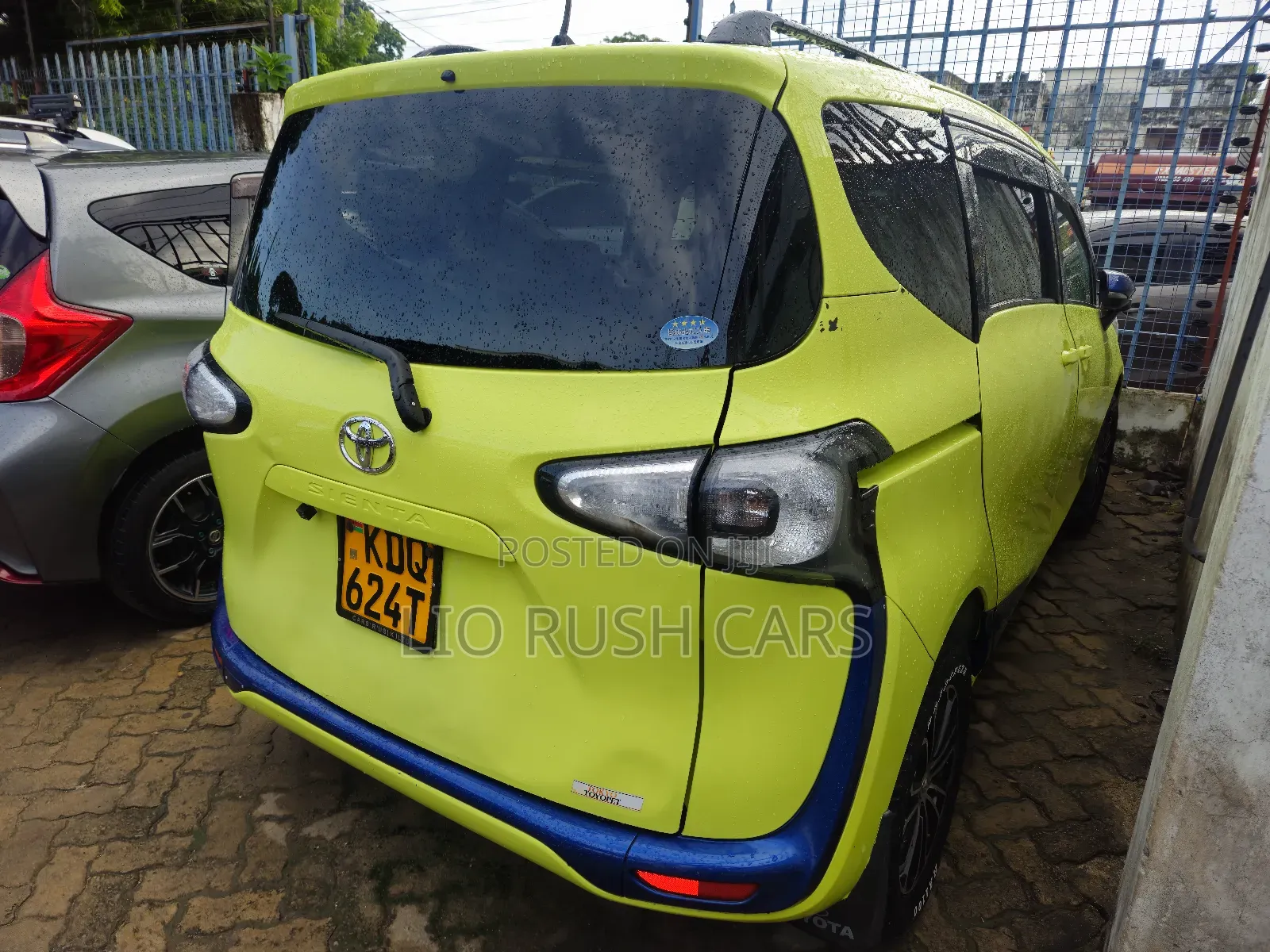 Toyota Sienta 2017