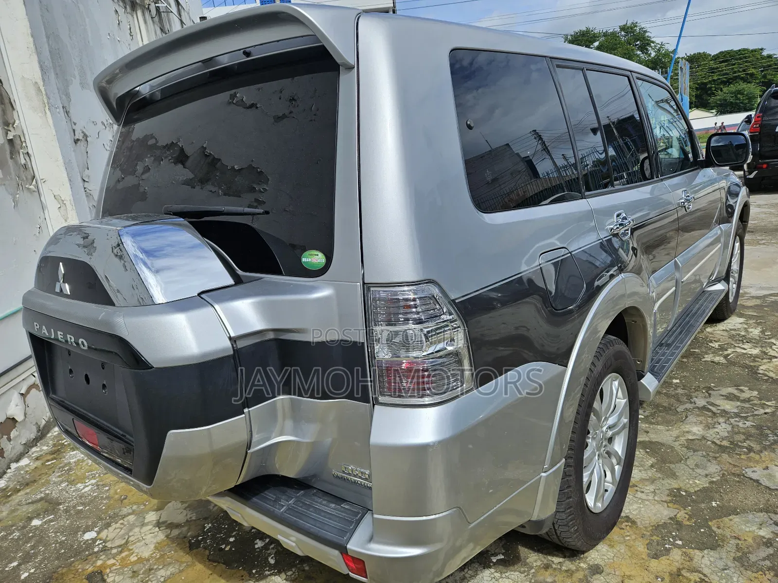 Mitsubishi Pajero 2019 Silver