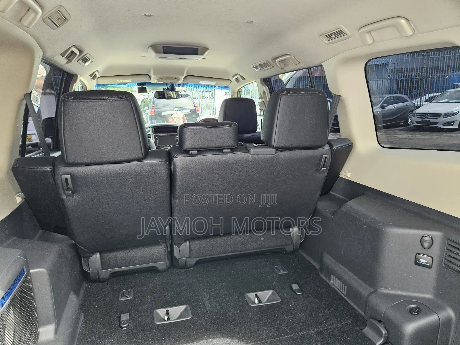 Mitsubishi Pajero 2019 Silver
