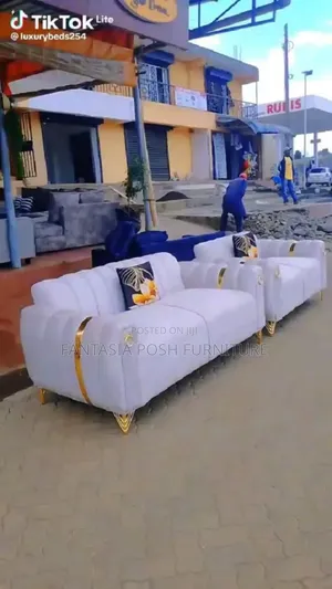 3-Seater Exquisite Cream Sofa Couch