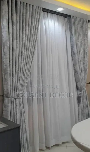 Elegant Window Curtains to Glam Elegant Space