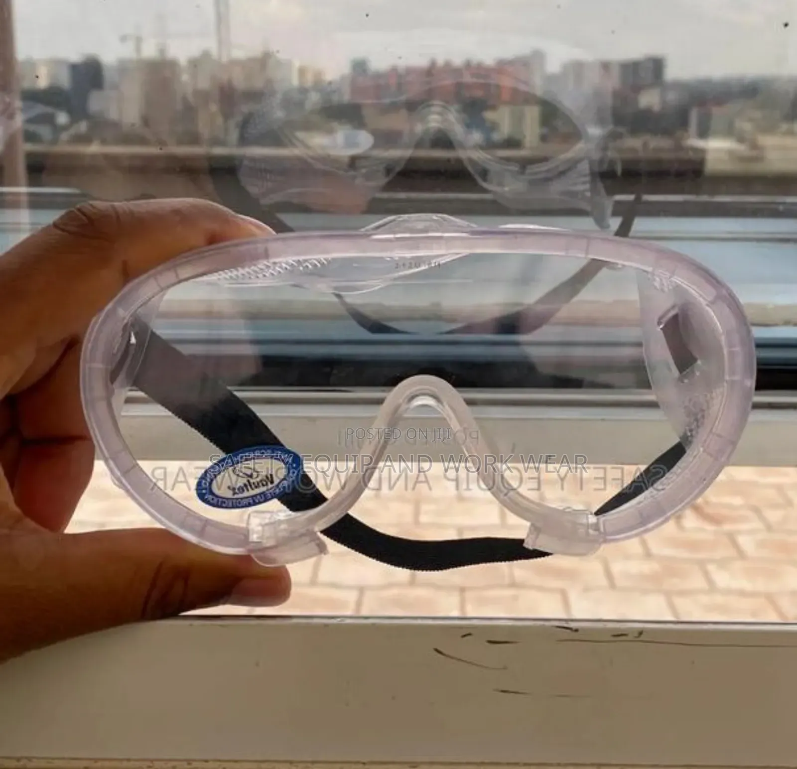 Vaultex Goggles With Dual Layer Lens Tech.