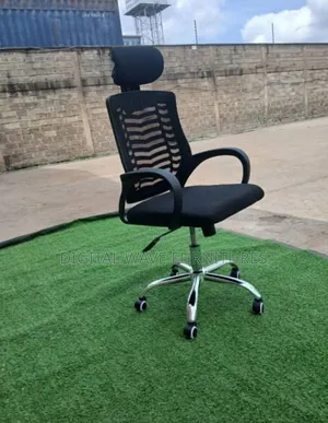 Elegant Swivel Adjustable Office Chair With Headrest