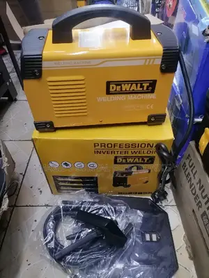 High Standard 400amps Dewalt Welding Machine