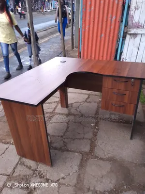 Top Notch Quality Office Desk With Drawers Tr3w