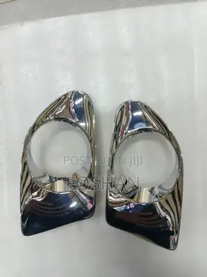 Lexus 270 Foglight Cover