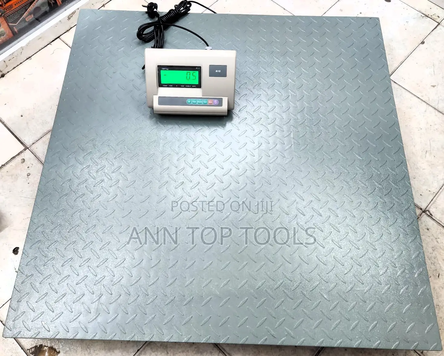 1 Tonne Scale 1.2 M by 1.2 M