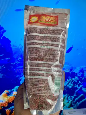 Keep Your Aquarium Cleaner With Low-Waste Fish Pellets