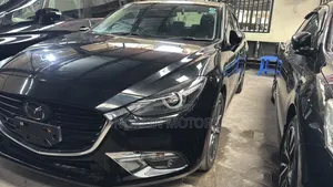 Mazda Axela 2018 Matt Black
