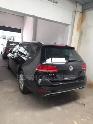 Volkswagen Golf Variant 2018 Black