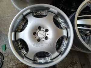 Size 18 Inches Mercedes Benz Germany Rims Set