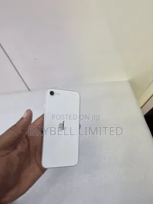 Apple iPhone SE 64 GB White