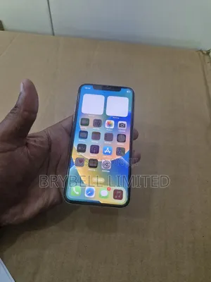Apple iPhone X 64 GB White