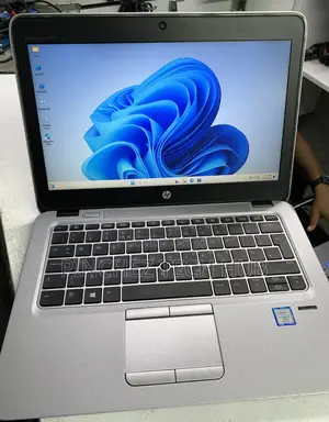Laptop HP EliteBook 820 G4 8GB Intel Core I7 SSD 256GB