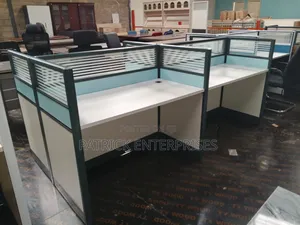 Modern Impoted 4 Way Workstation