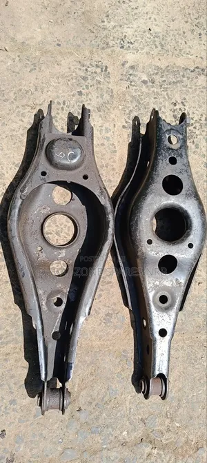 Rear Arms Vanguard, Rav4, Harrier,Lexus.