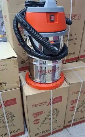 Windsor 30l Wet and Dry Vacuum Cleaner