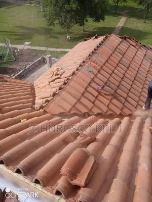 Portuguese Clay Tiles Roof Installation