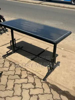 4by2 Restaurant And Bar Tables